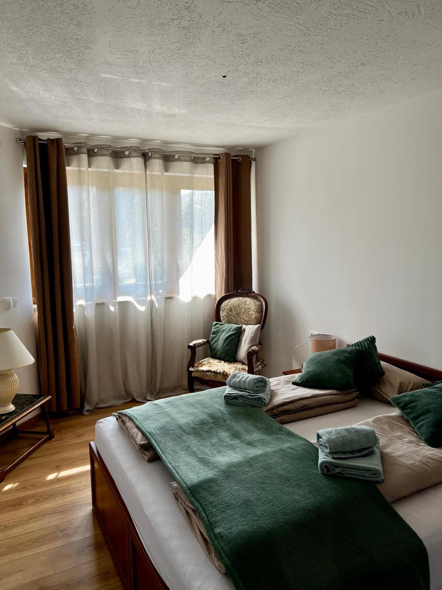 Apartman Eden *